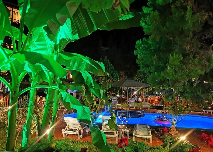 Отель Copacabana Равда